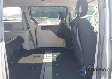 2016 Dodge Grand Caravan Sxt z USA, uszkodzony, nr VIN 2C4RDGCG7GR274728